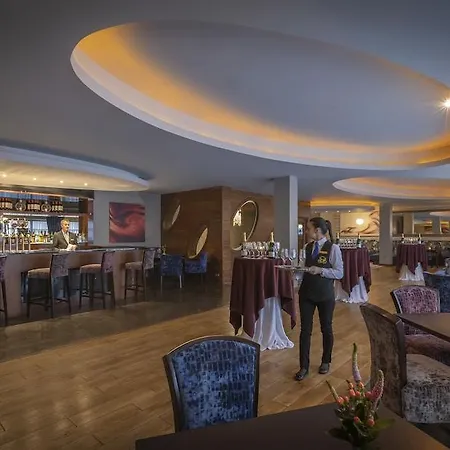 Royal Marine Hotell