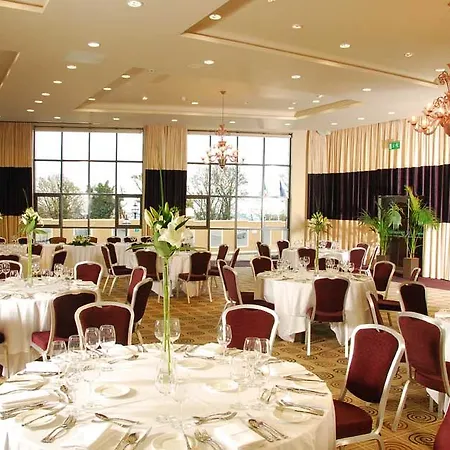 Royal Marine Hotell 4*