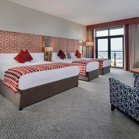 Royal Marine Hotel 4*