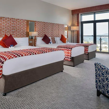 Royal Marine Hotel 4*