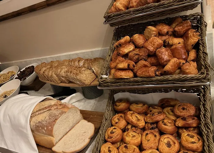 皇家海军酒店 4*