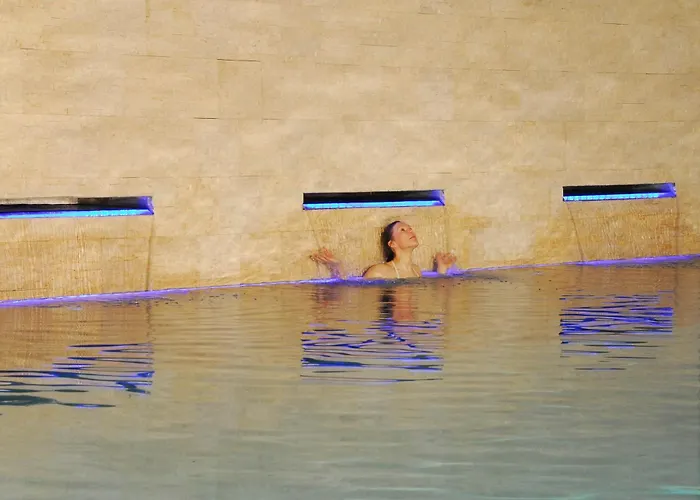 皇家海军酒店 4*