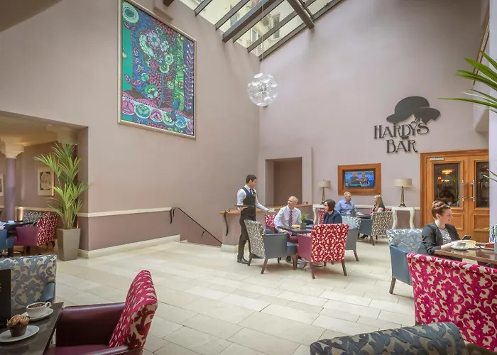 Royal Marine Hotel 4*