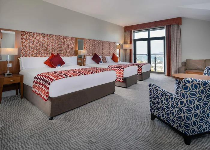 Royal Marine Hotell 4*