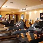 로얄 마린 호텔 4*