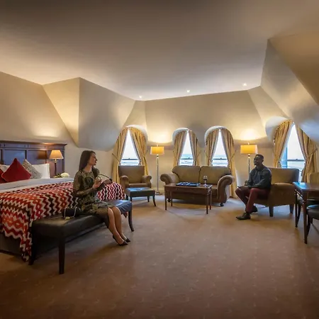 Royal Marine Hotel