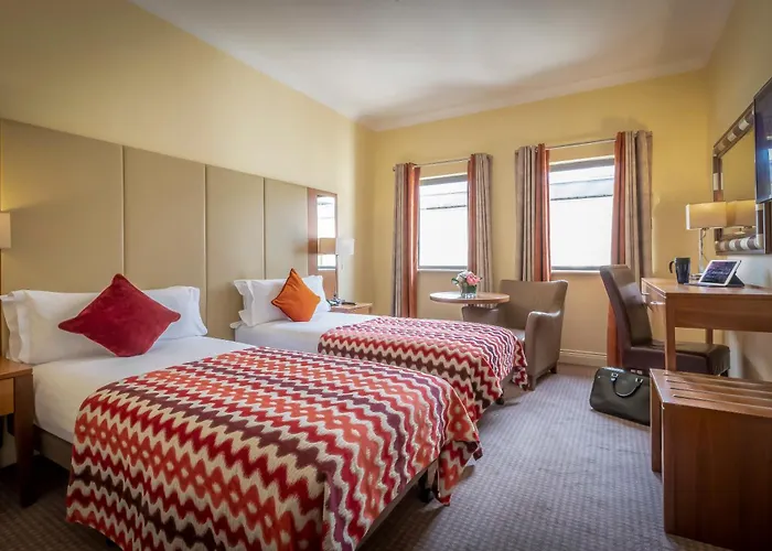 Отель Royal Marine